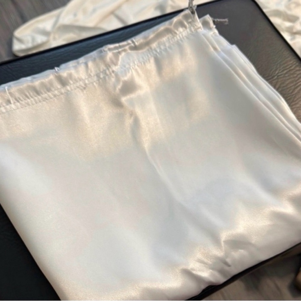 🎯🎯🎯🎯 1 of the most beautiful dust bags every